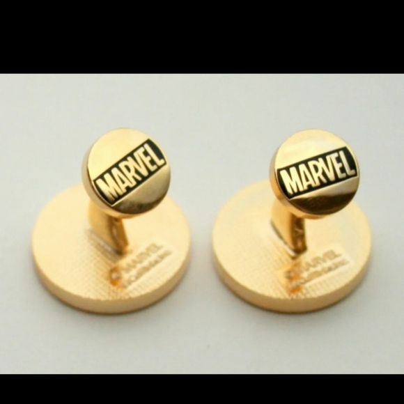 Marvel Deadpool Cufflinks and Tie Bar Gift Set
